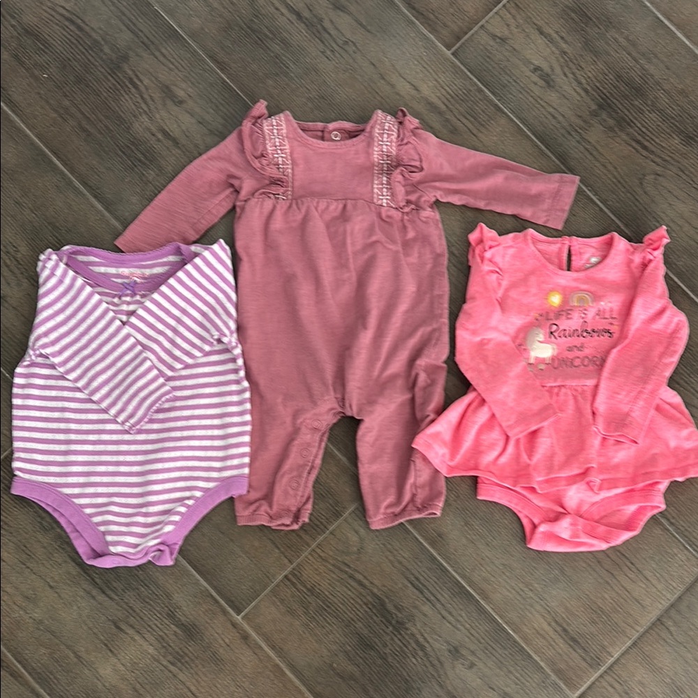 Set of Three Long Sleeve Onesie's. Size 6-9 M